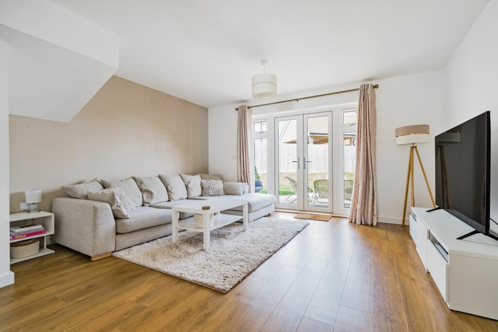 Kitchen/Living Room/Dining Room (2)