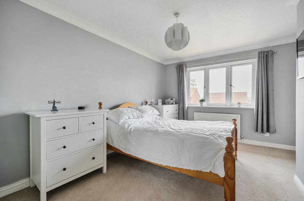 1301904-15-683f2d...