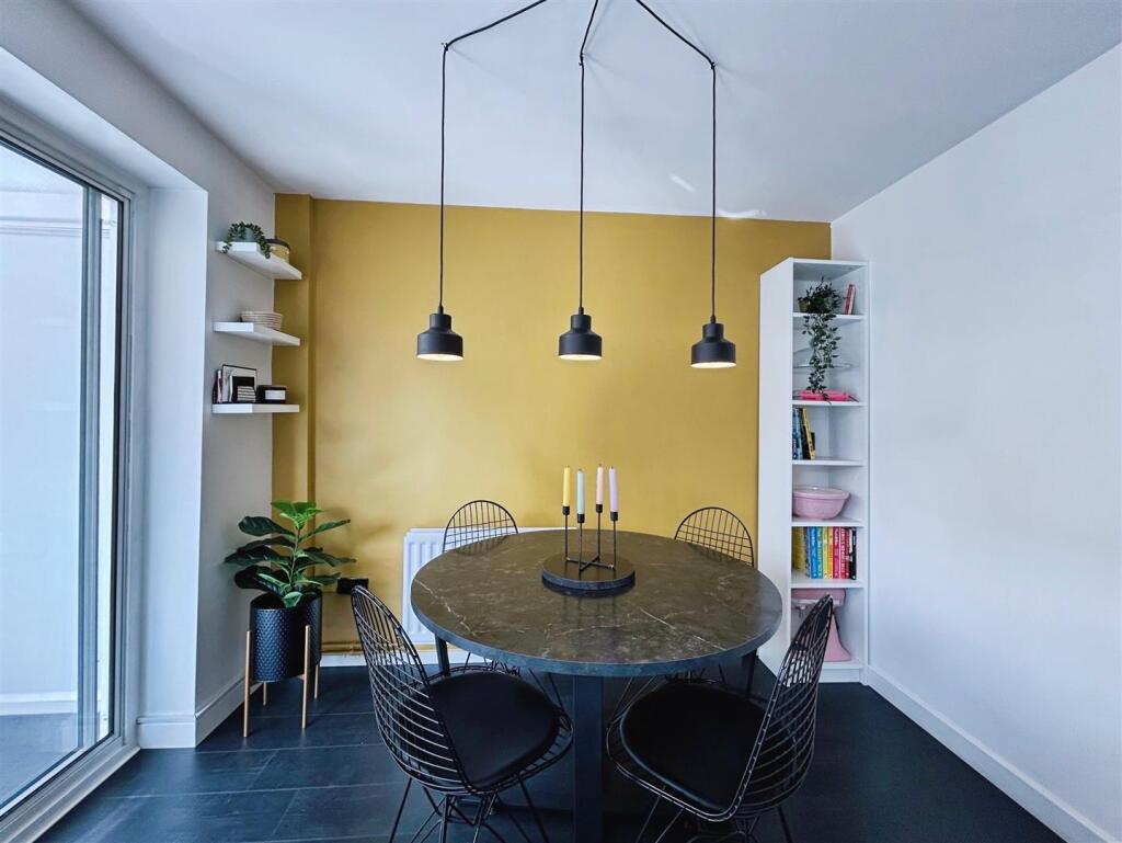 60253fe4-2-44FB-95CF-5327CA333905-8248-000004CD0A9