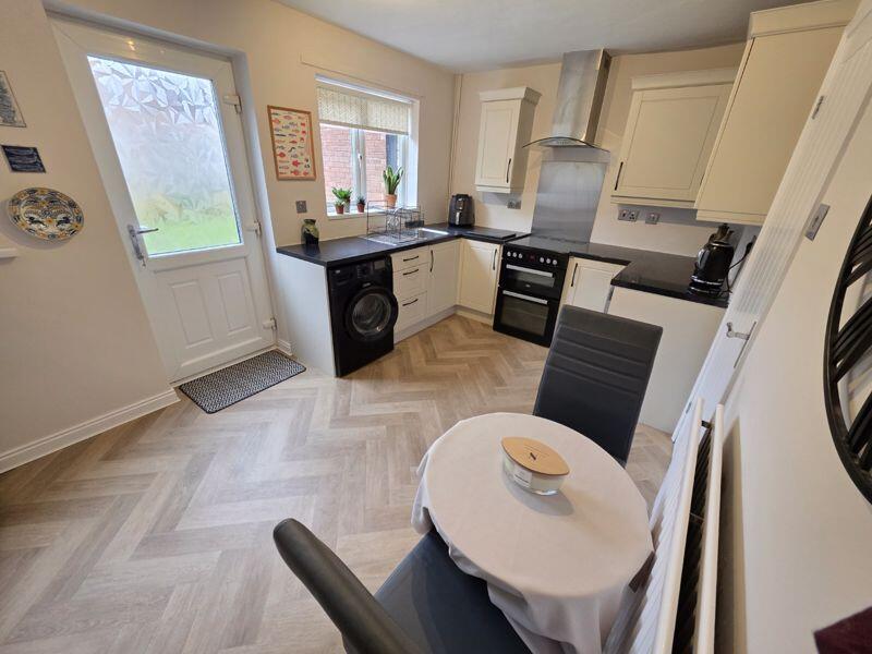 Kitchen/Breakfast Room Additional Image