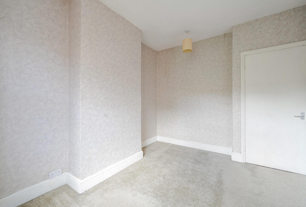 1307153-20-684fee...