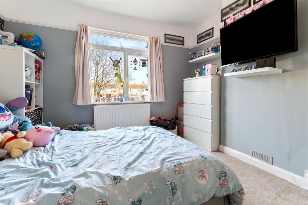 24 Salvington gardens-019.jpg