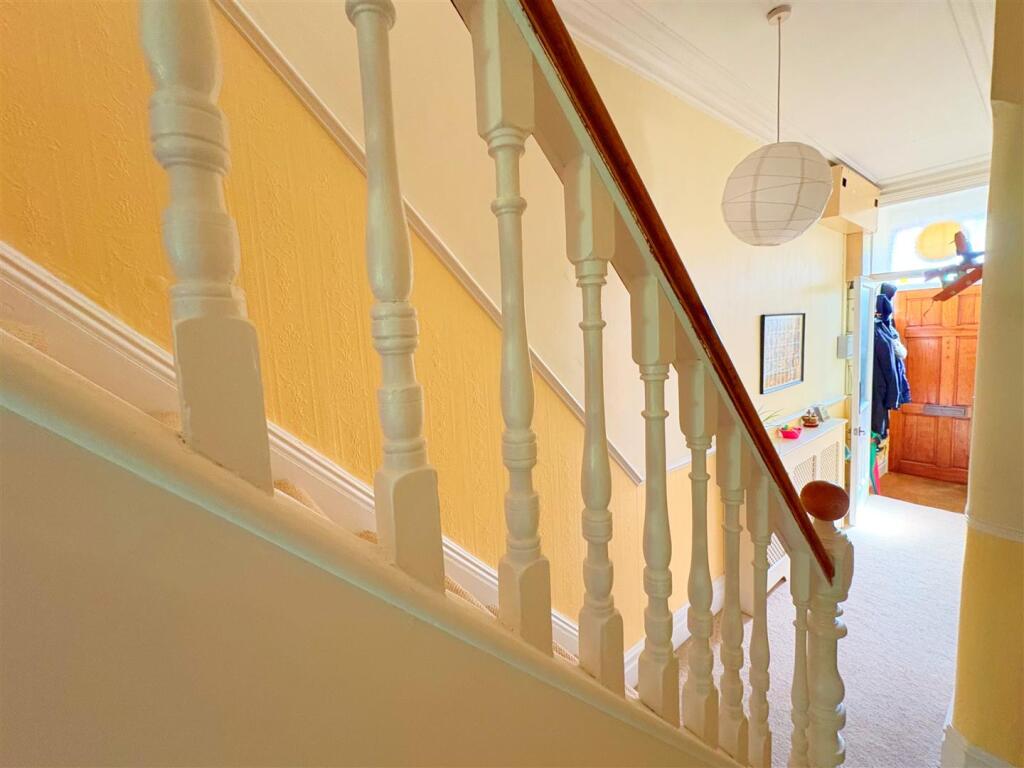 Hallway and stairs.jpg