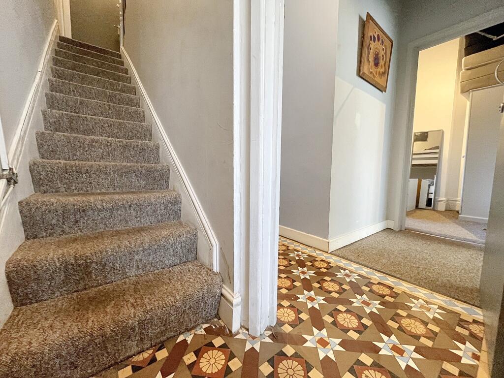 LobbyFlat1
