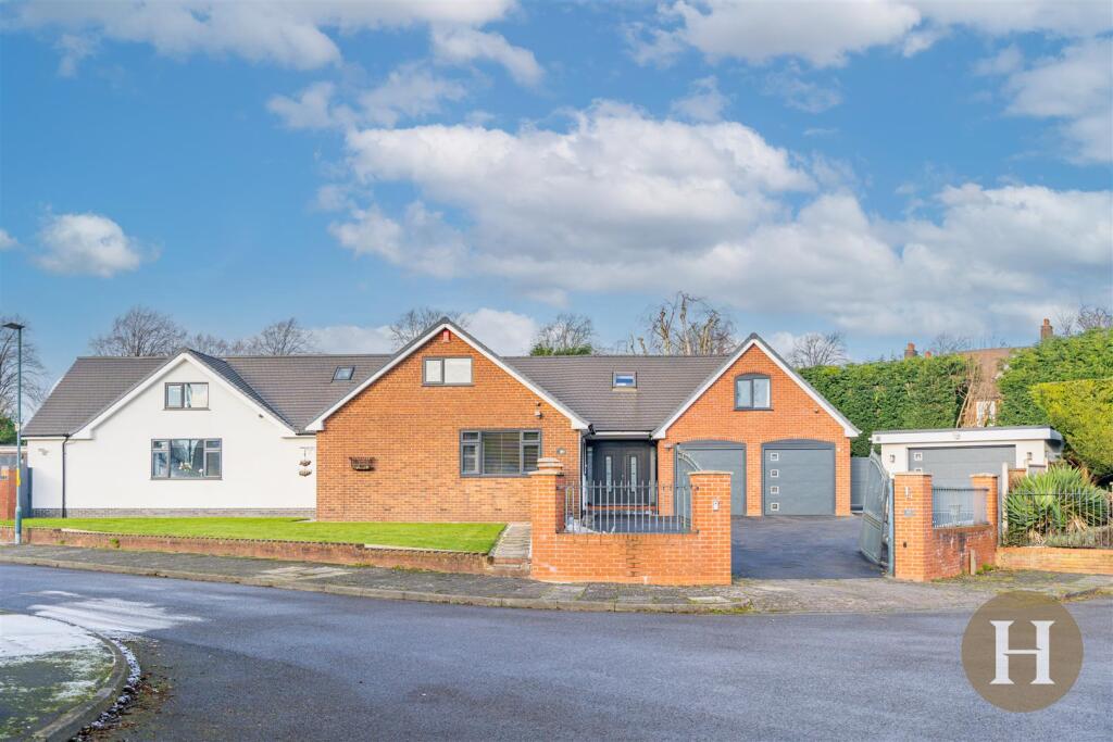 Hadleigh Estate Agents-18.jpg