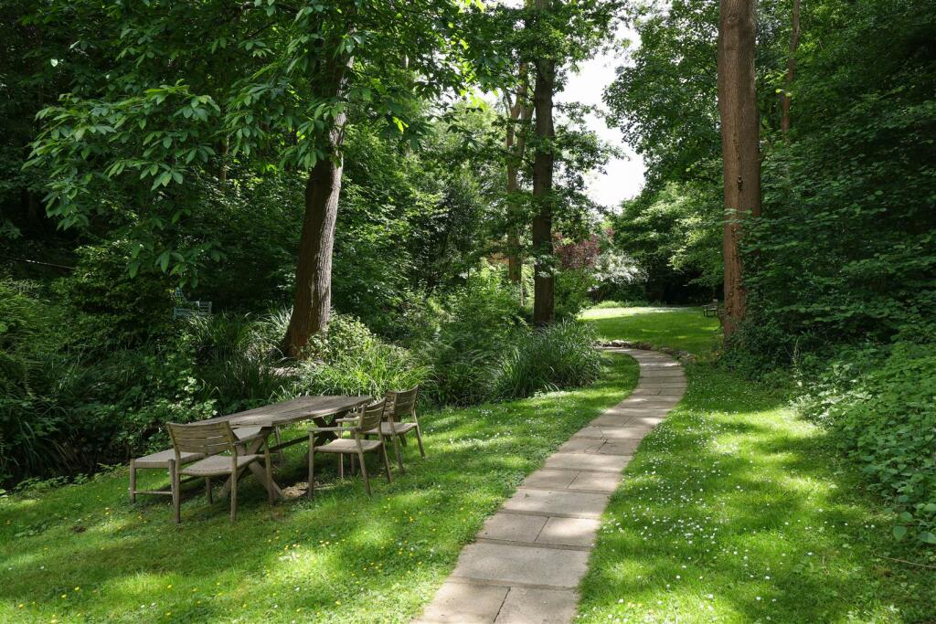 12 Druid Woods 22.JPG