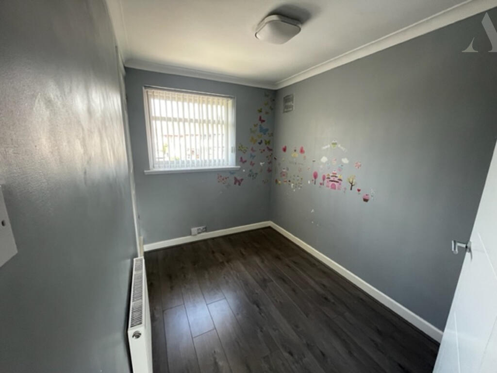 17 collingboune bedroom 3jpg