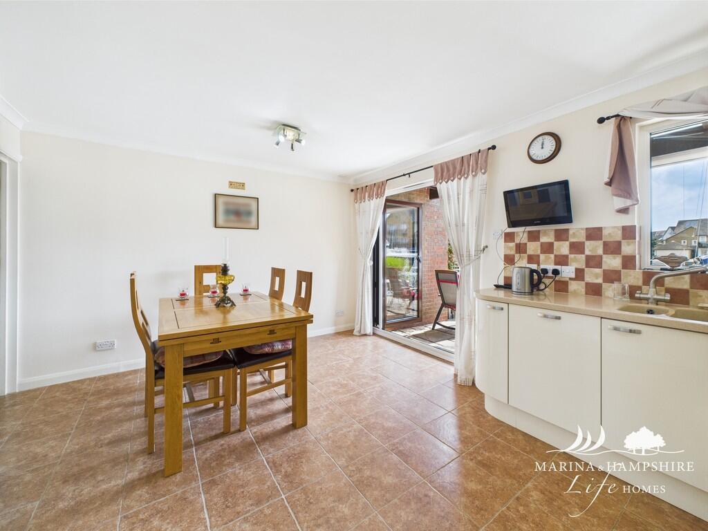 CAM03691G0-PR0054...