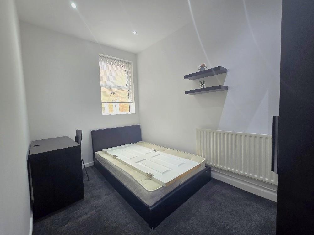 Kingsway, Stoke - Ground Floor Middle Bedroom