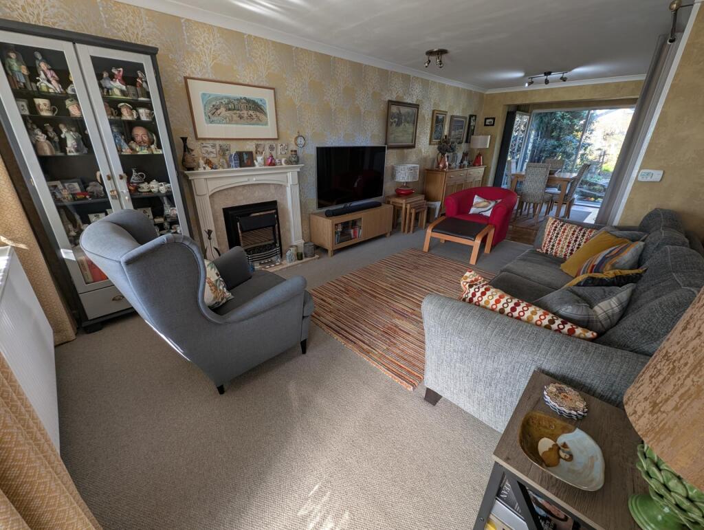 Lounge 2
