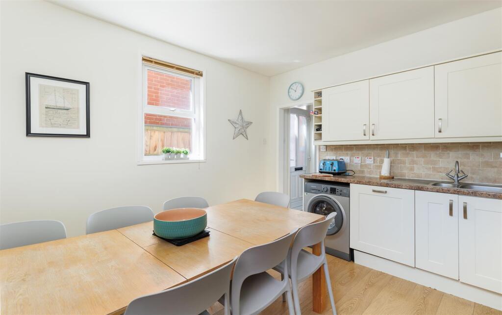Kitchen 1-3