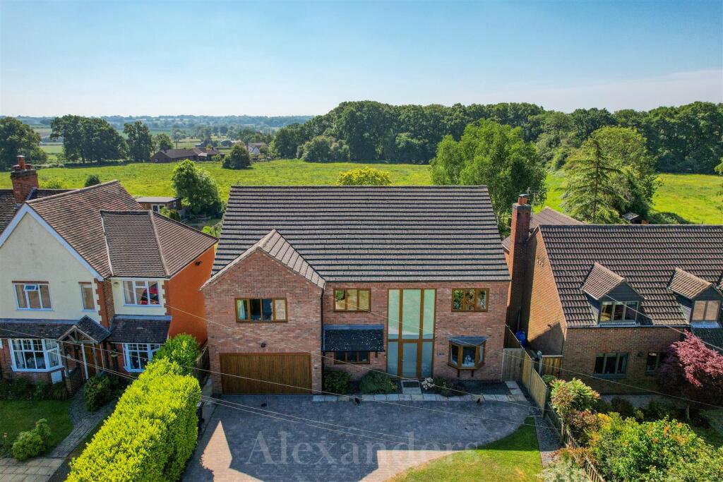 72 Main Street New Ext-3.jpg