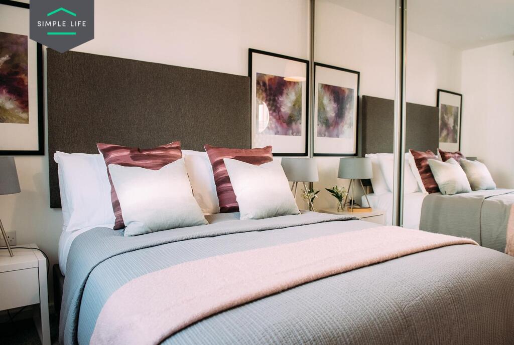 Ellesmere_bedroom4.jpg