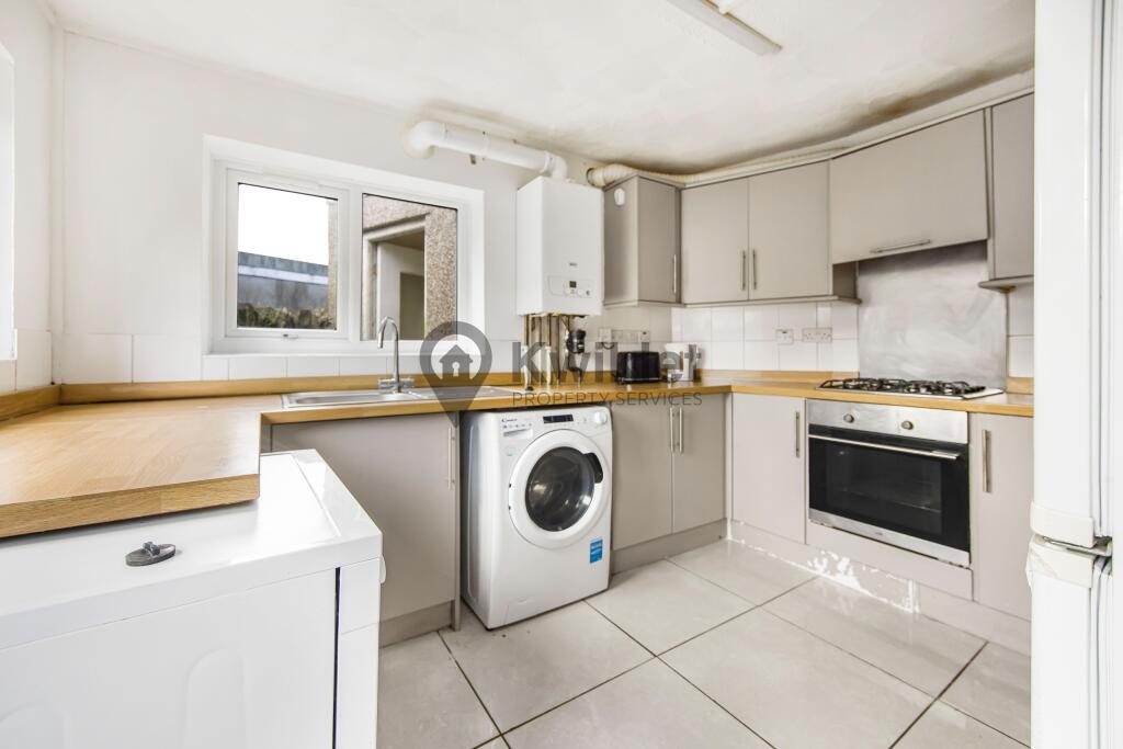 eZy Watermark_17-09-2024_05-33-17-2300PM.JPG