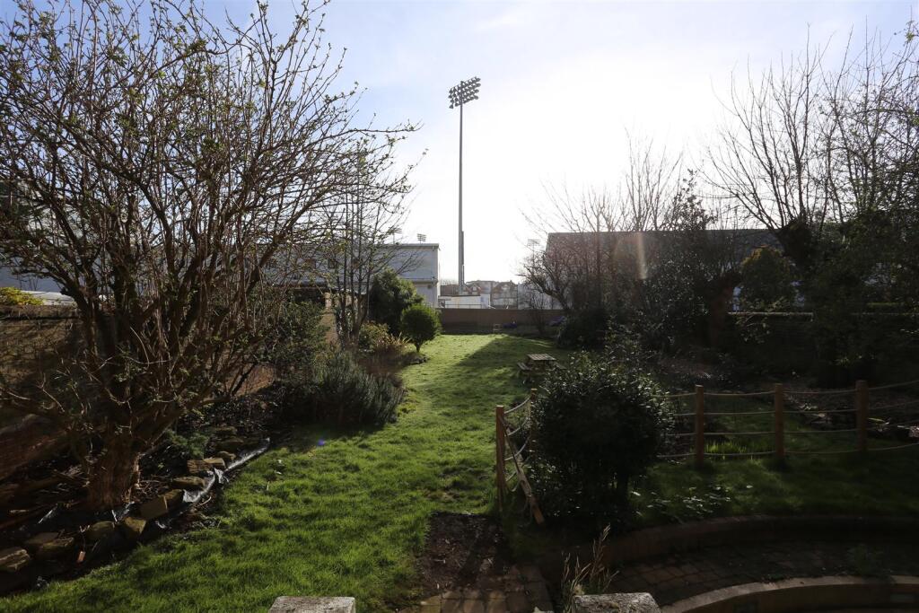 2, 56 Wilbury Road Garden NEW (1).JPG