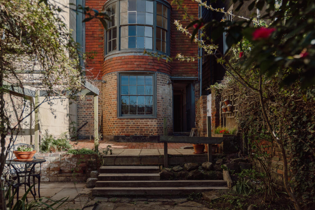 274701 - 28-TACKLEWAY-BENTINCK-HOUSE-029.jpg