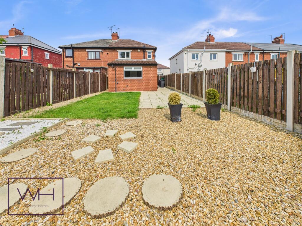 CAM03785G0-PR0269-ST