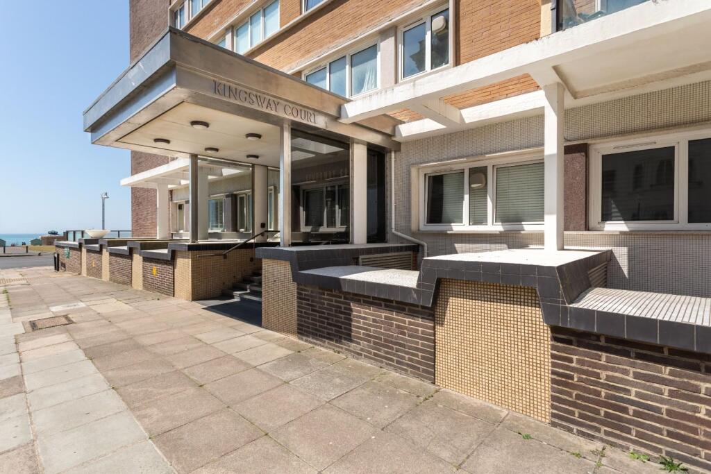 Kingsway Court-15.jpg