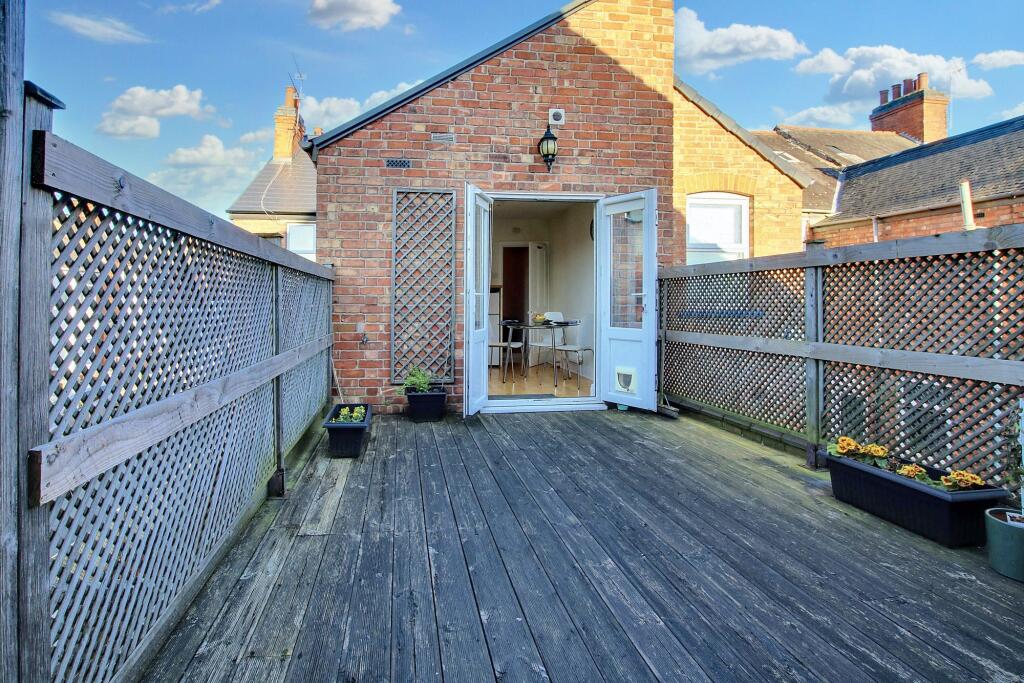 Outdoor Space First Floor Flat