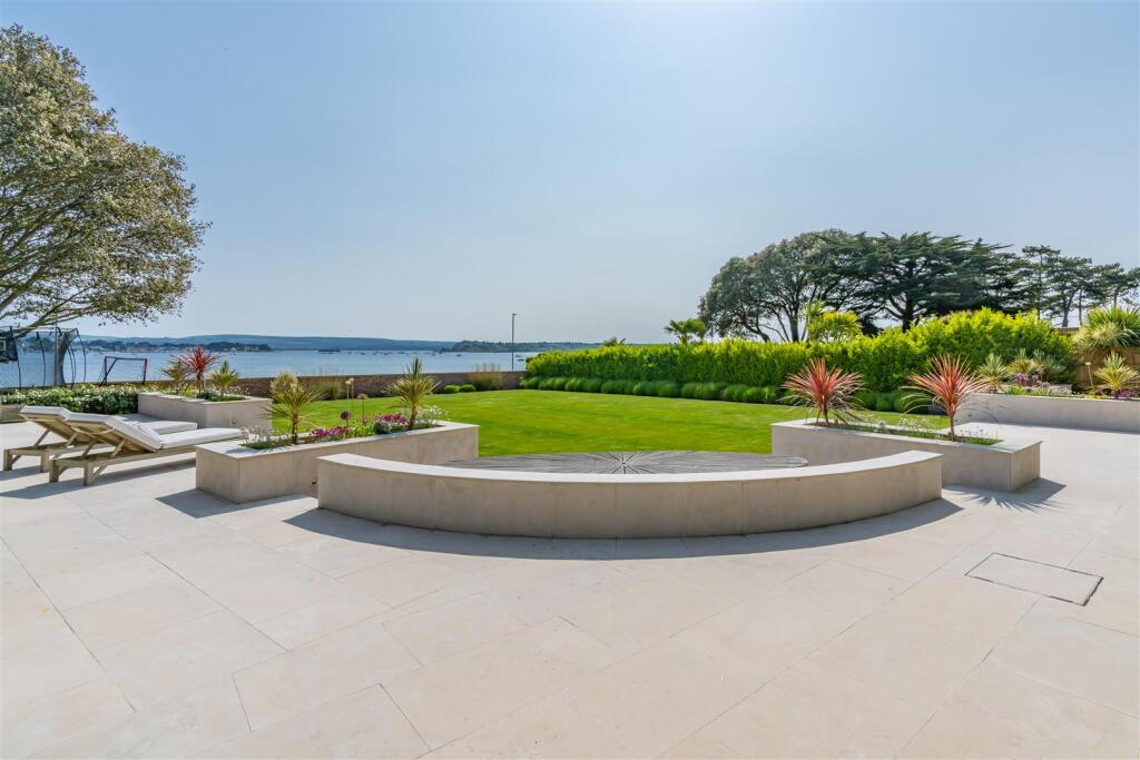 Terraces/Garden