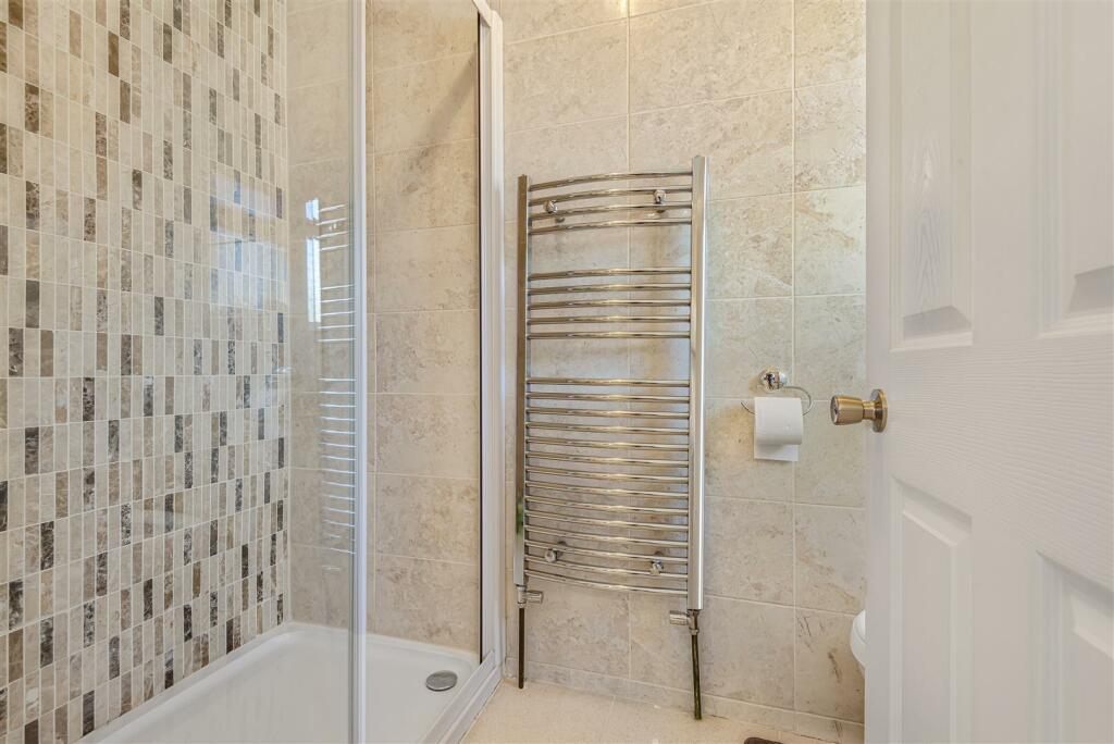 Shower Room/Toilet