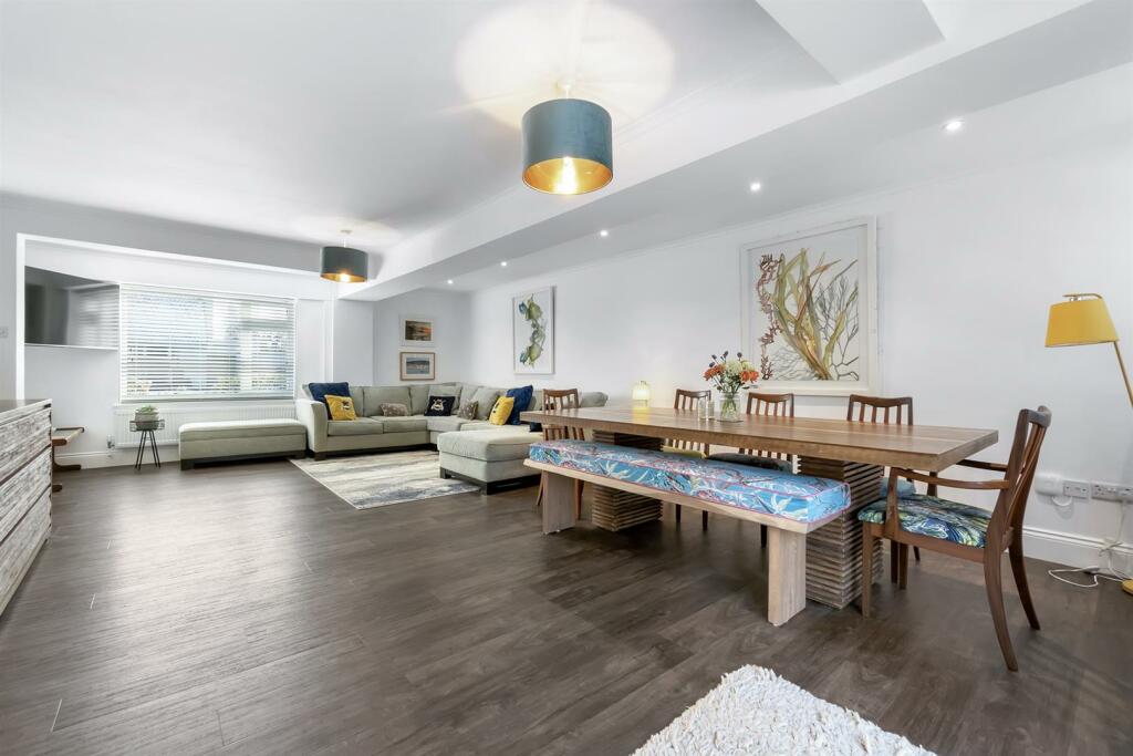 11MeadowBank.7.jpg