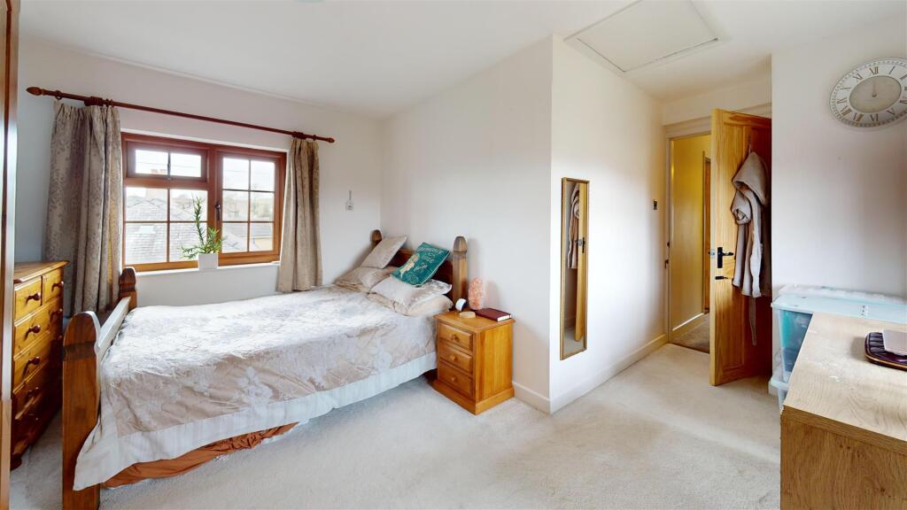 The-Coach-House-Bedroom 3.jpg