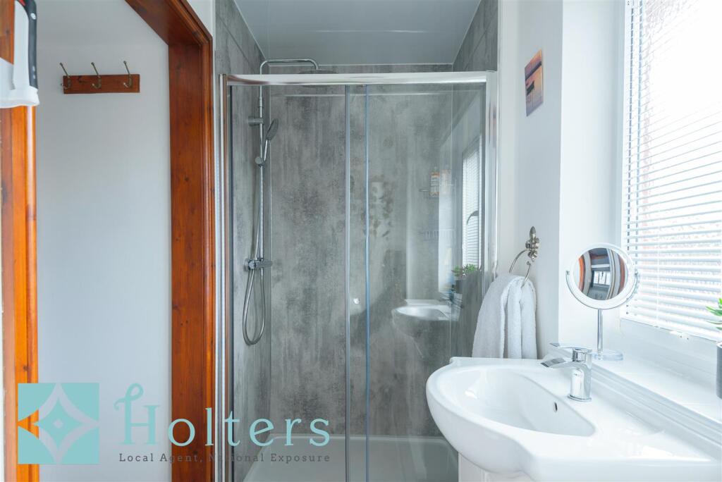 6 Canal Close, Newtown-16.jpg