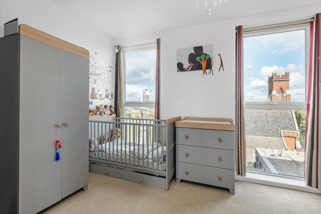 Bedroom 2.JPG