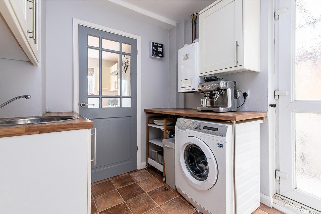 13 woodsend cls-hi-32.jpg