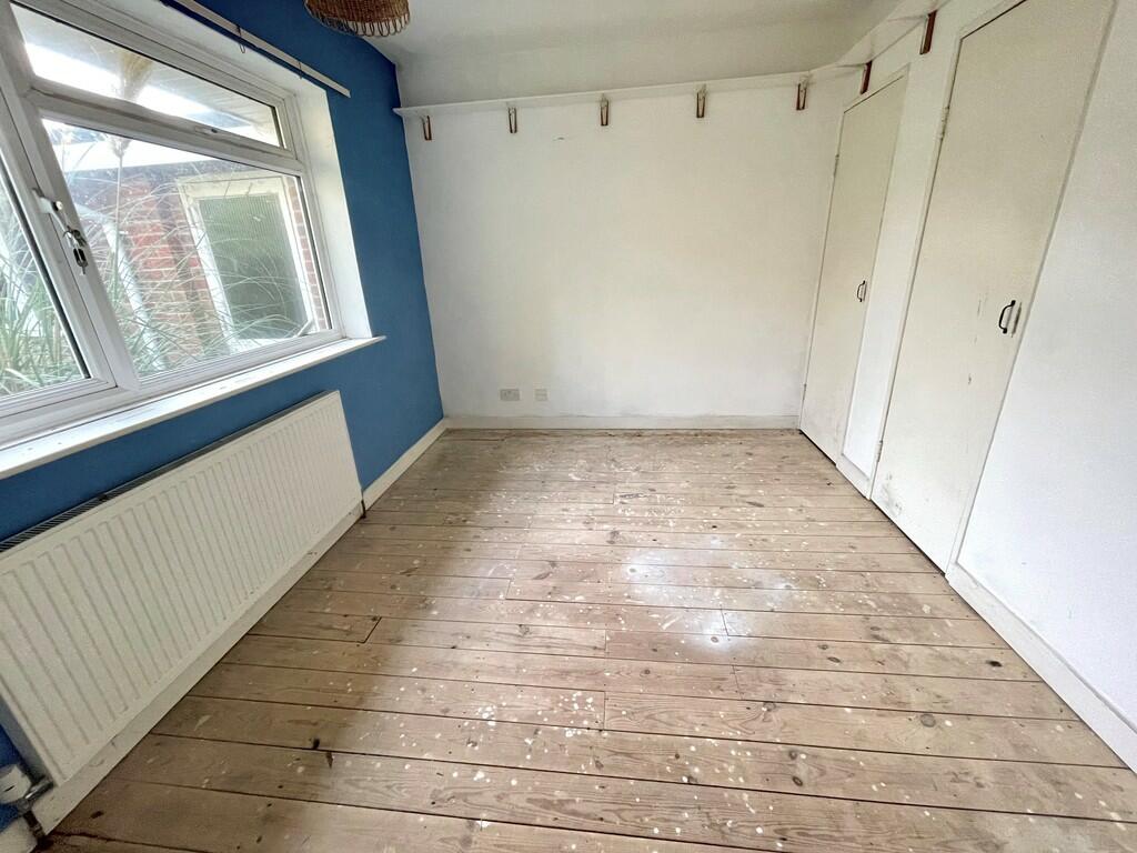 11 Furzefield Clo...