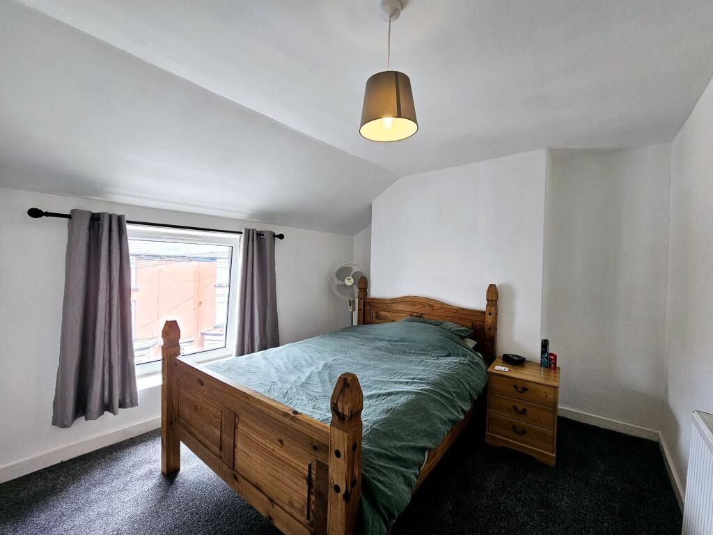 bba38202-2c0f-40a1-8372-56651ab089d3