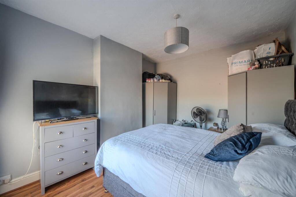 19 Park Terrace-5.jpg