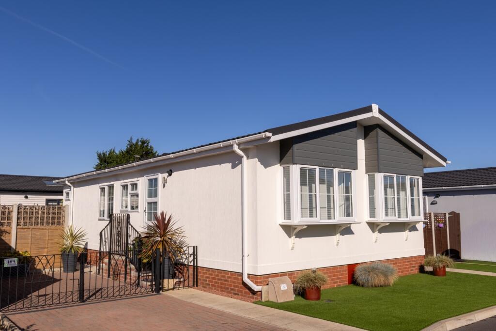 Exterior - Front