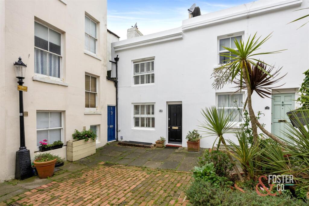 Farman Street, 6-023.jpg