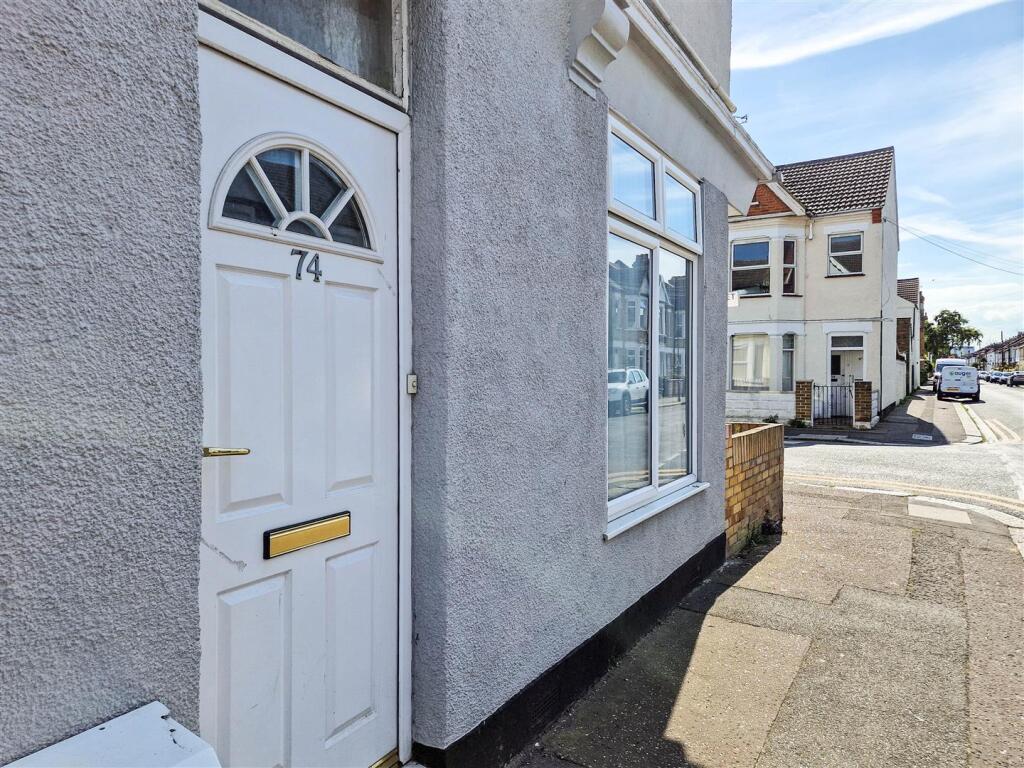 Own entrance door