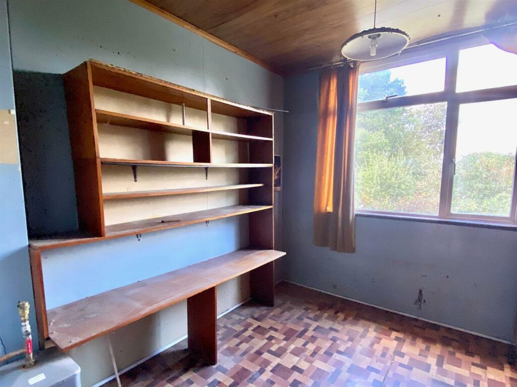 Bedroom 3.jpg