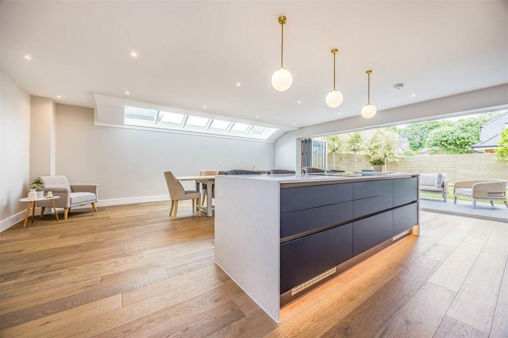 22C Lavant Road, Chichester-New-Small-PorticoMarke