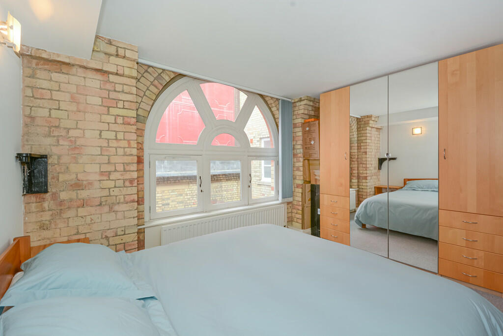 37 Pump House Clo...