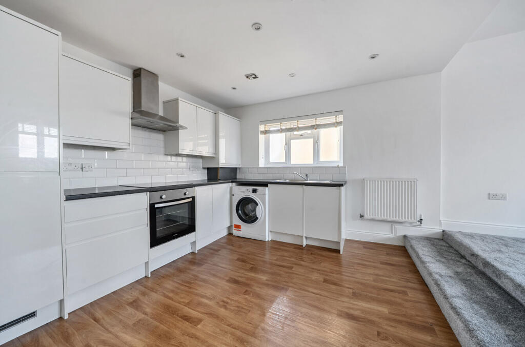 1342211-7-689f26e...