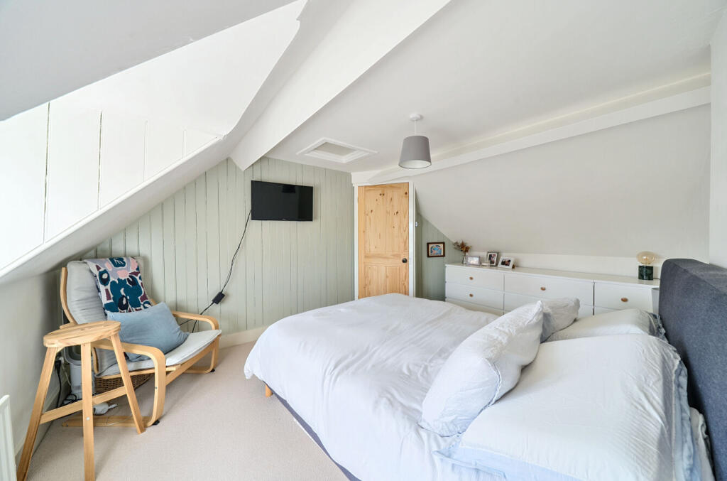 Main Bedroom