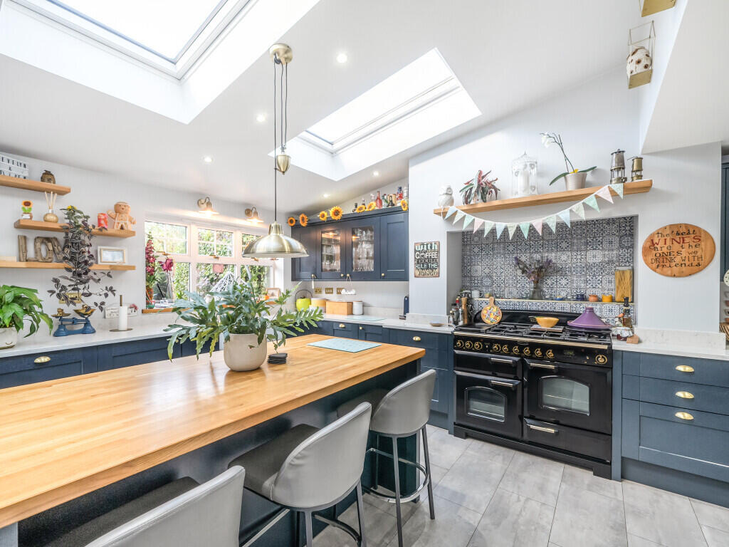 1354191-12-68c445...