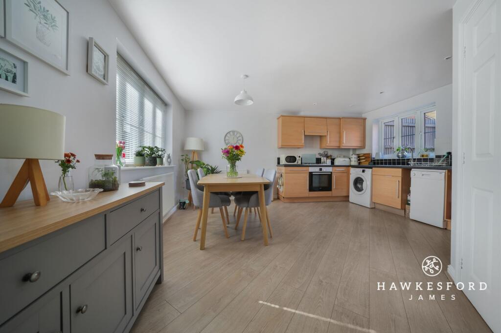 Edward Drive, Sittingbourne - Kitchen/diner