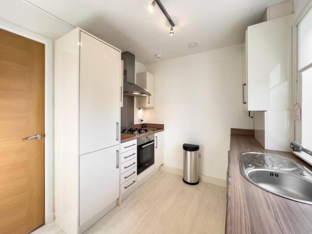 Kitchen 3
