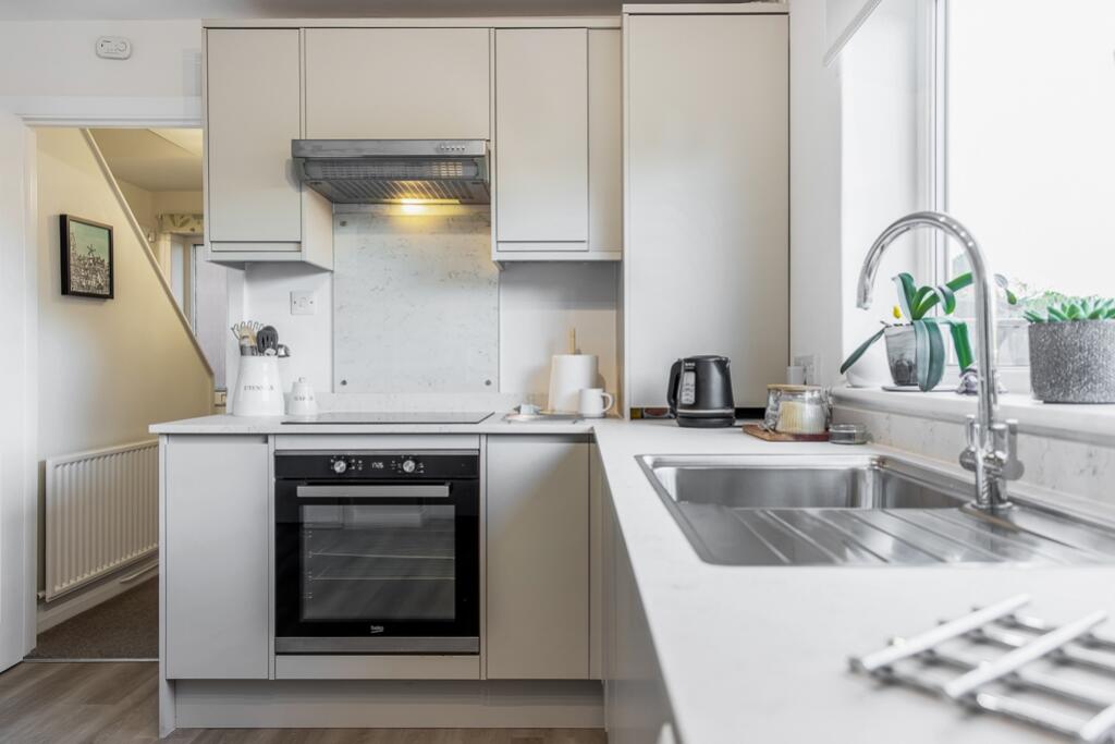 26 Bain Road (Boston)-17