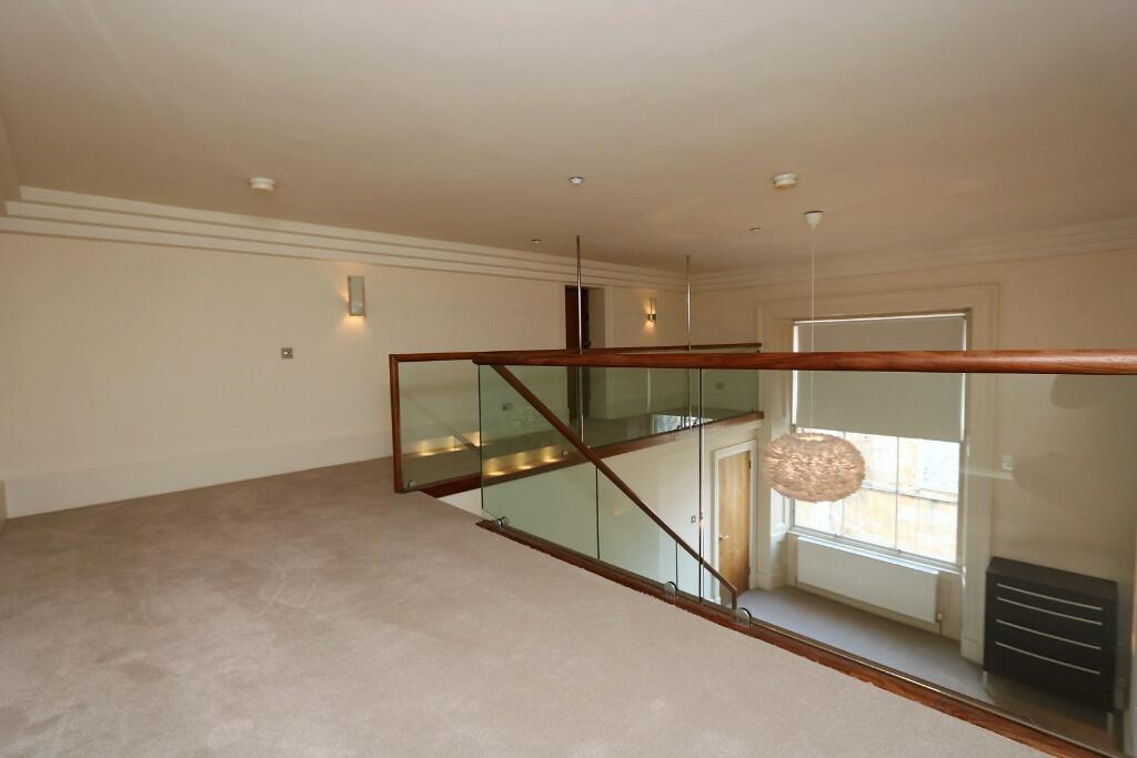 14_16335248905187.JP