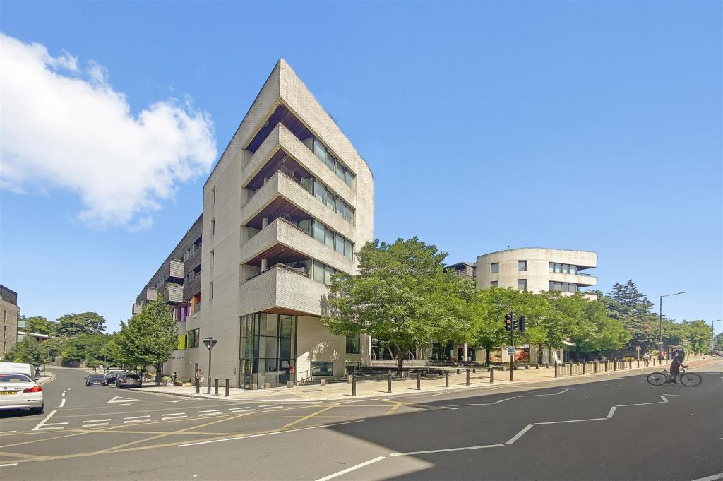 Flat 35, 8 Hillside - 4oGNQFa9XOooi1rUiqPG.jpg