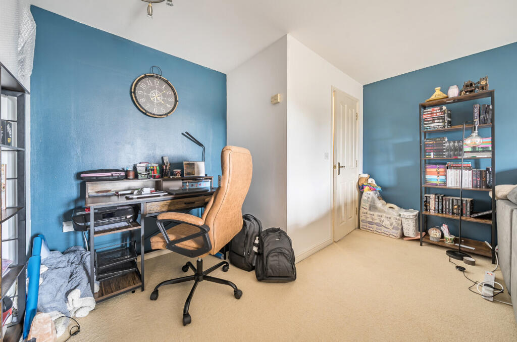 1347519-20-68b9b3...