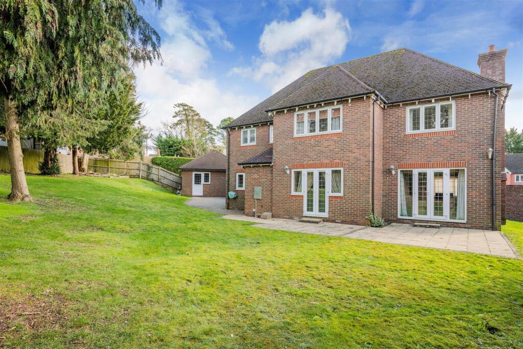 CLAREMOUNT GARDENS, 28 (2).jpg