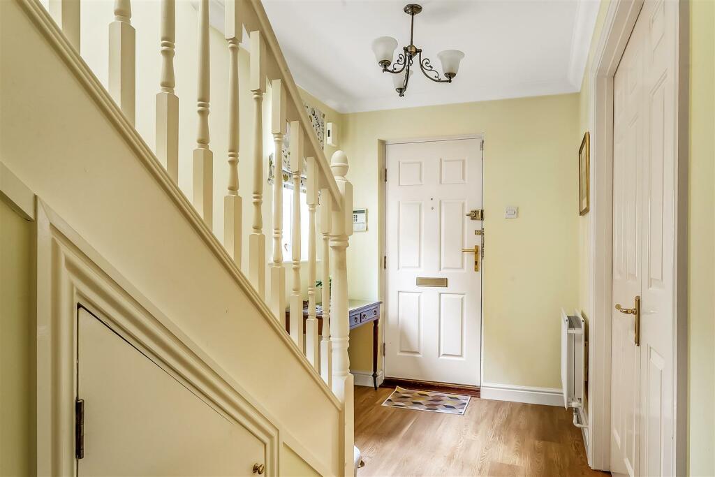 2-Langwood-Close-27.jpg